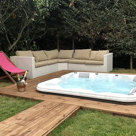 펜션 Maison Avec Mini Piscine Jacuzzi 호스니-쑤-부와