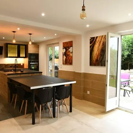 펜션 Maison Avec Mini Piscine Jacuzzi
