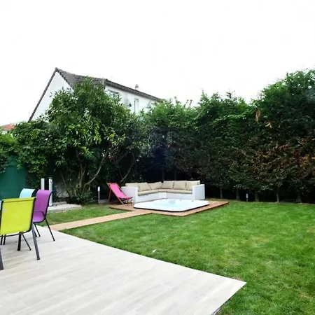 펜션 Maison Avec Mini Piscine Jacuzzi *